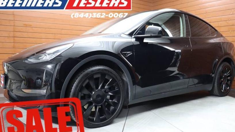 TESLA MODEL Y 2022 7SAYGAEE0NF398699 image